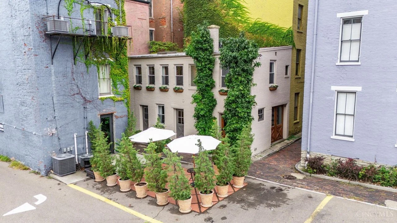 The Carriage House on Grear Alley - $450,000