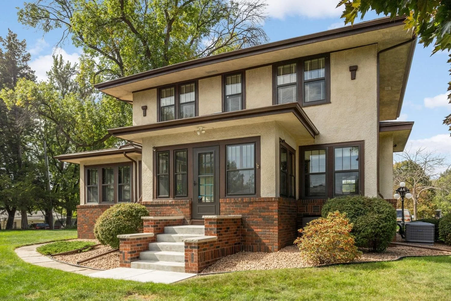 A 1927 Prairie-Style Home in Bloomington, MN - $430,000