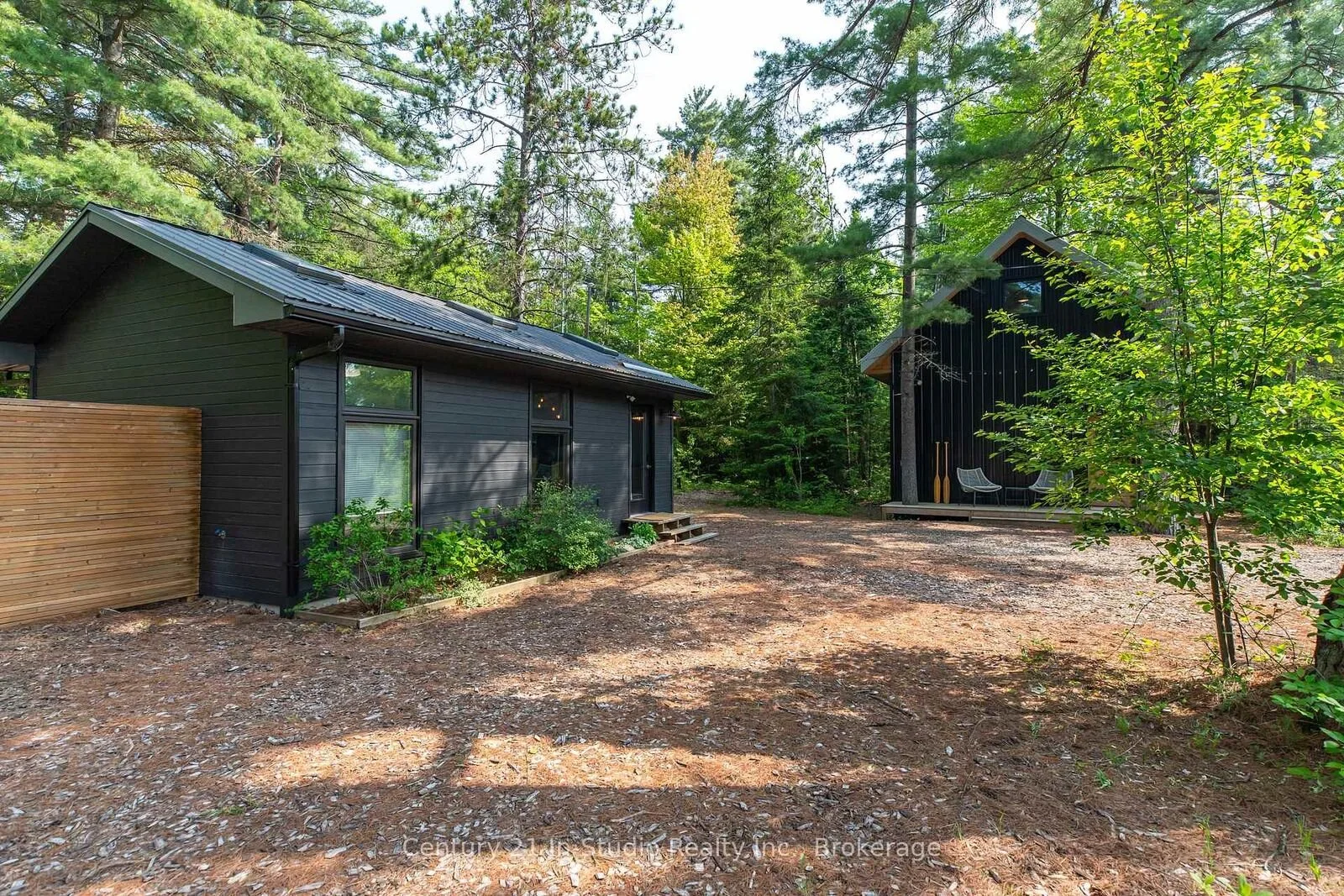 A Seasonal Getaway in Chief's Pt No. 28, ON - C$249,900