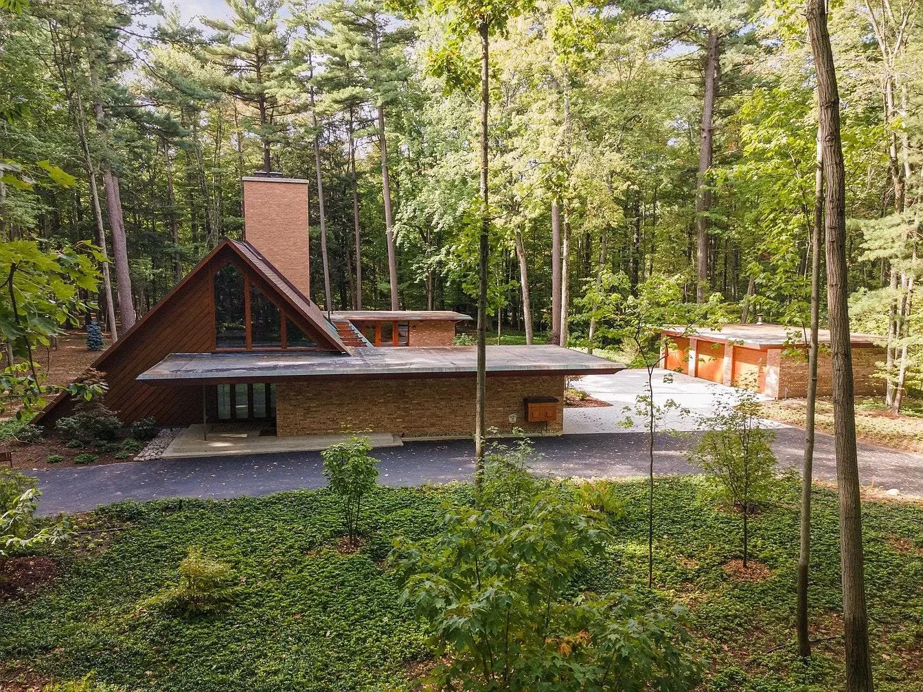 An Alden B. Dow in Midland, MI - $1,995,000