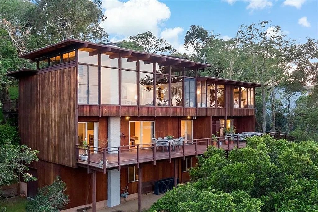 An Alan Blair Design in Portola Valley, CA - $4,888,000