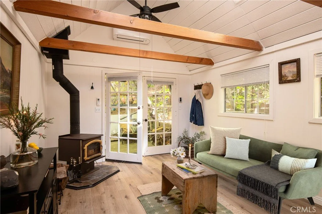 A Cottage in Lake Arrowhead, CA - $259,000