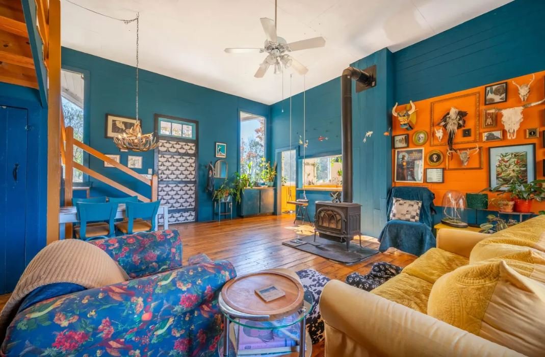 A Colorful Cottage in Radford, VA - $229,900