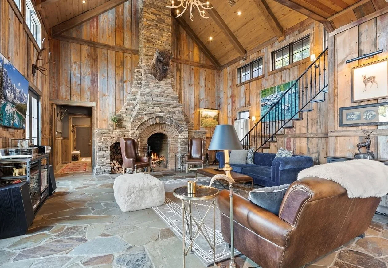 Lodge Aesthetic in Eufaula, OK - $1,350,000