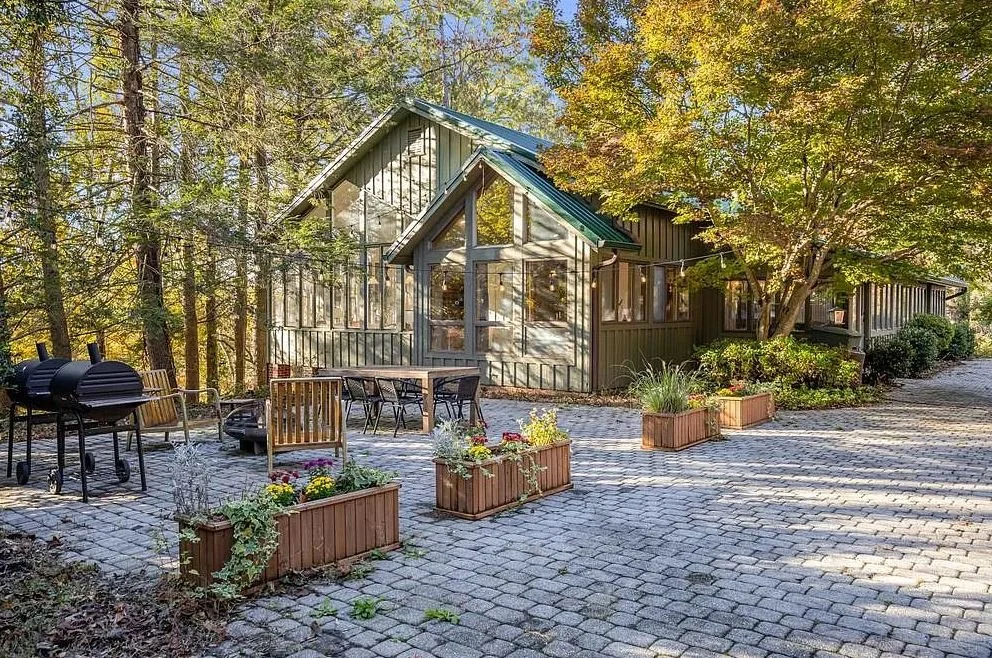 8.3 Acres in Benton, TN - $1,200,000