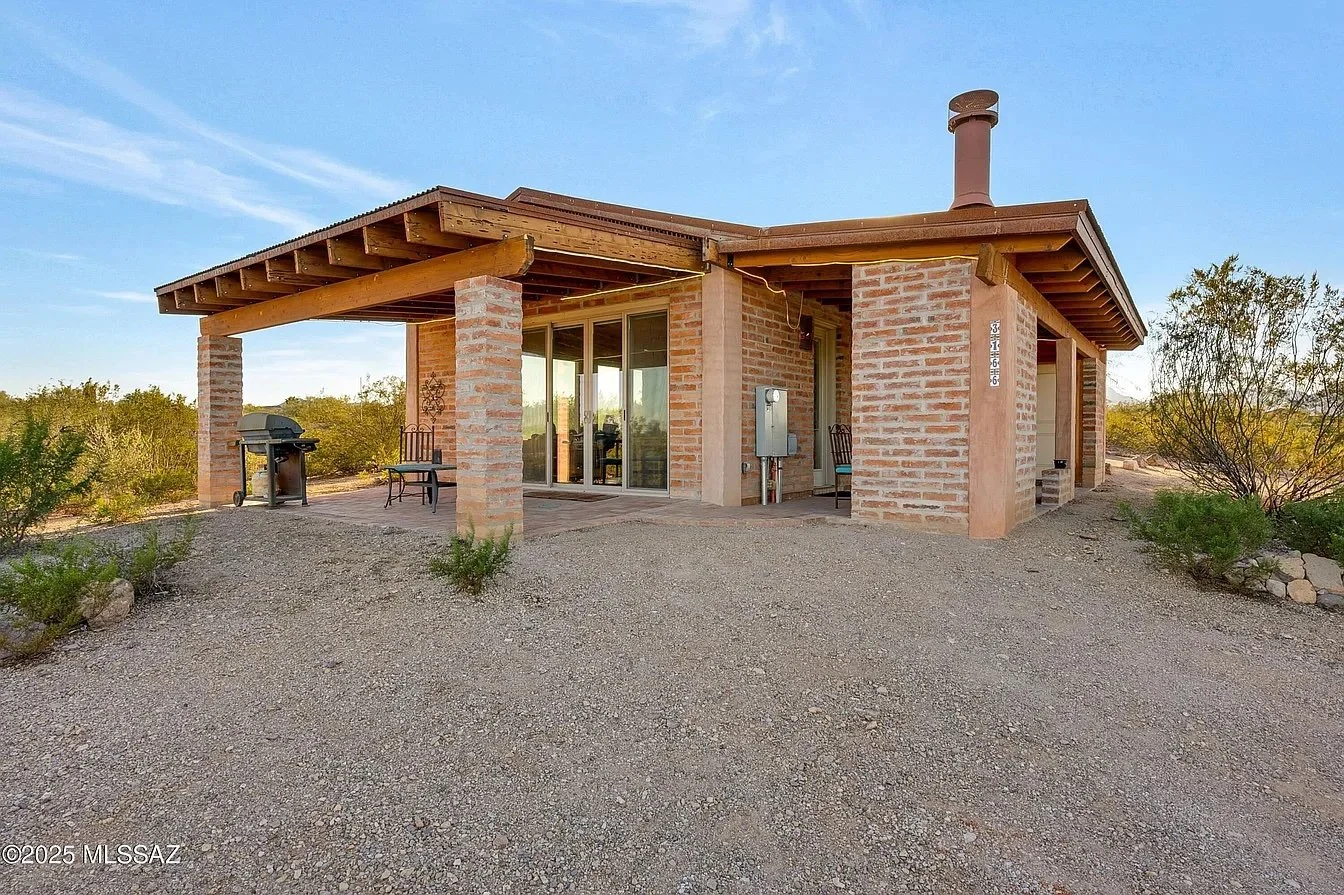 2022 Burnt Adobe on 4.4 Acres - $525,000