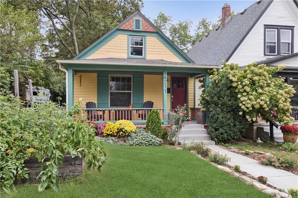A Bungalow in South Hyde Park, Kansas City - $225,000