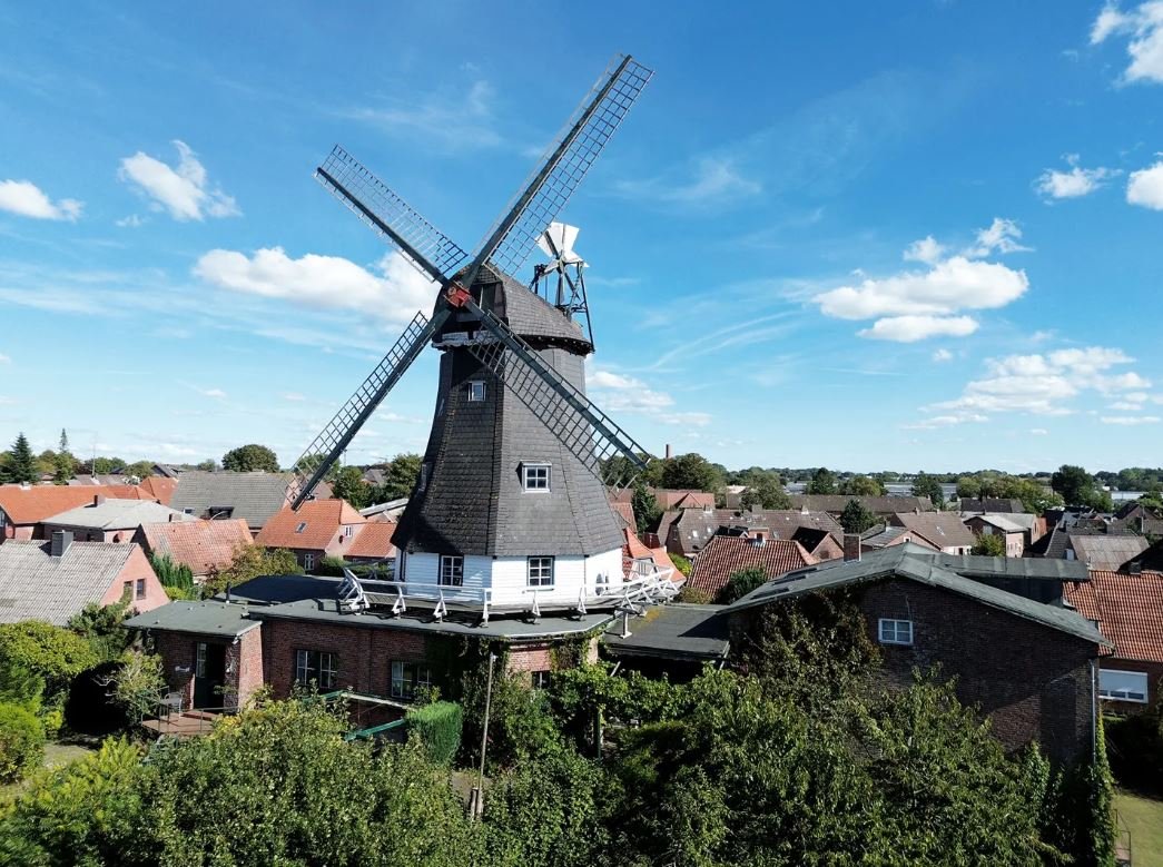 A Former Mill and Warehouse in Meldorf, Germany - €750,000