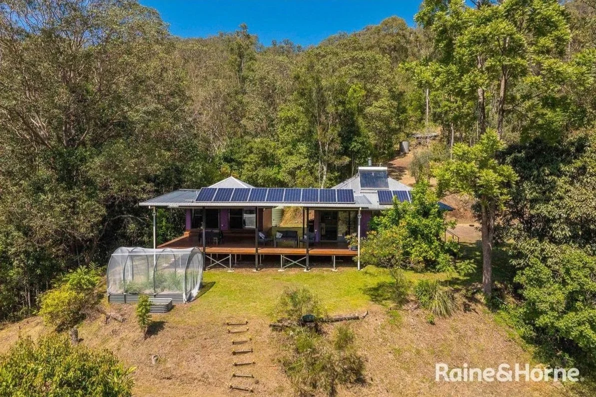 Off Grid on 8 Acres in Australia - A$415,000
