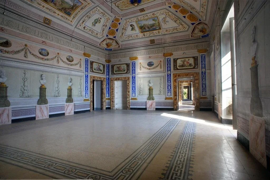 17th-Century Palazzo in Need of Restoration - €335,000