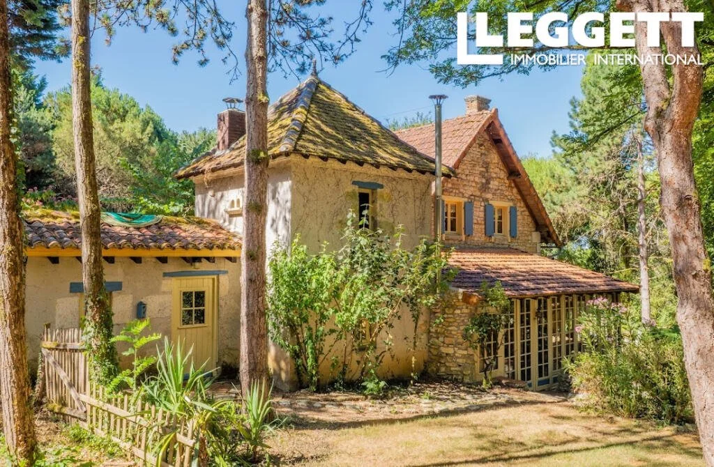 A Lovely Home in France - €413,400