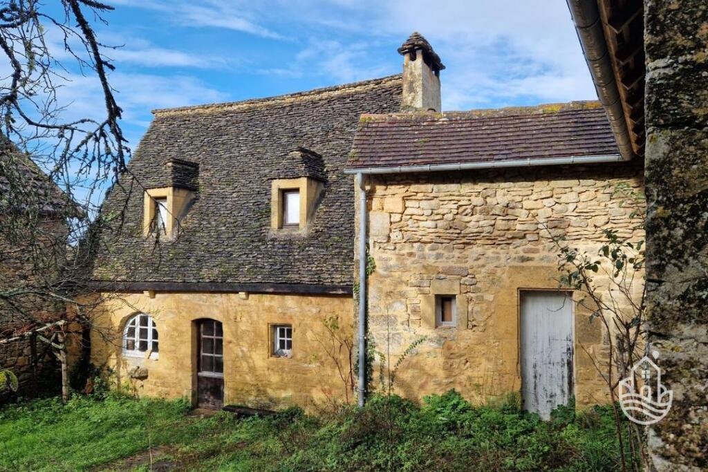 A Stone House in France - €212,000