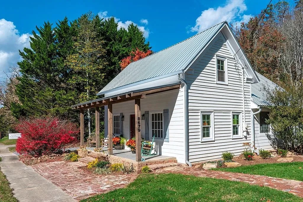 An 1890 Built Home on Over an Acre - $549,000