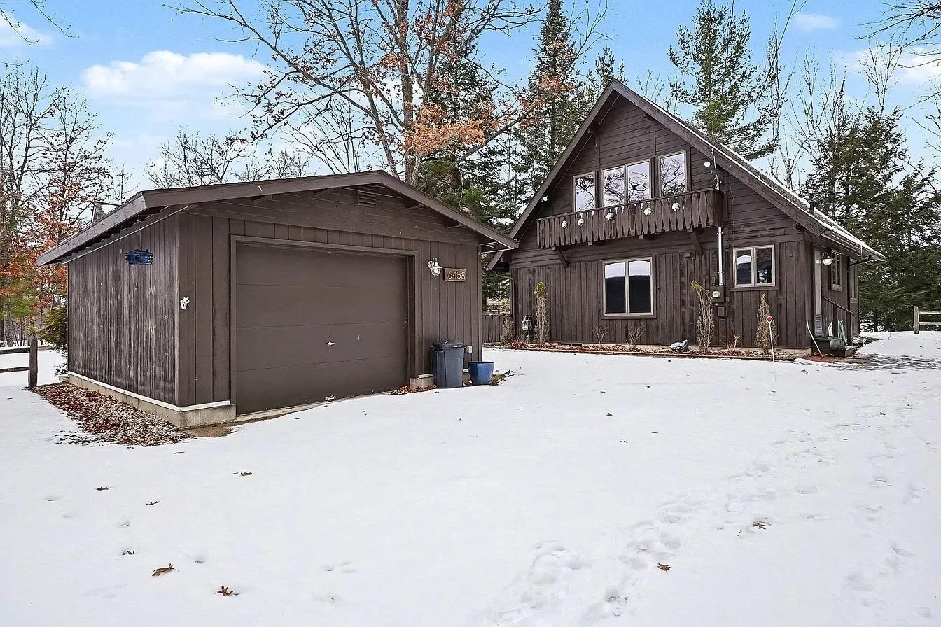 A Lakefront Cabin in Alger, MI - $249,900