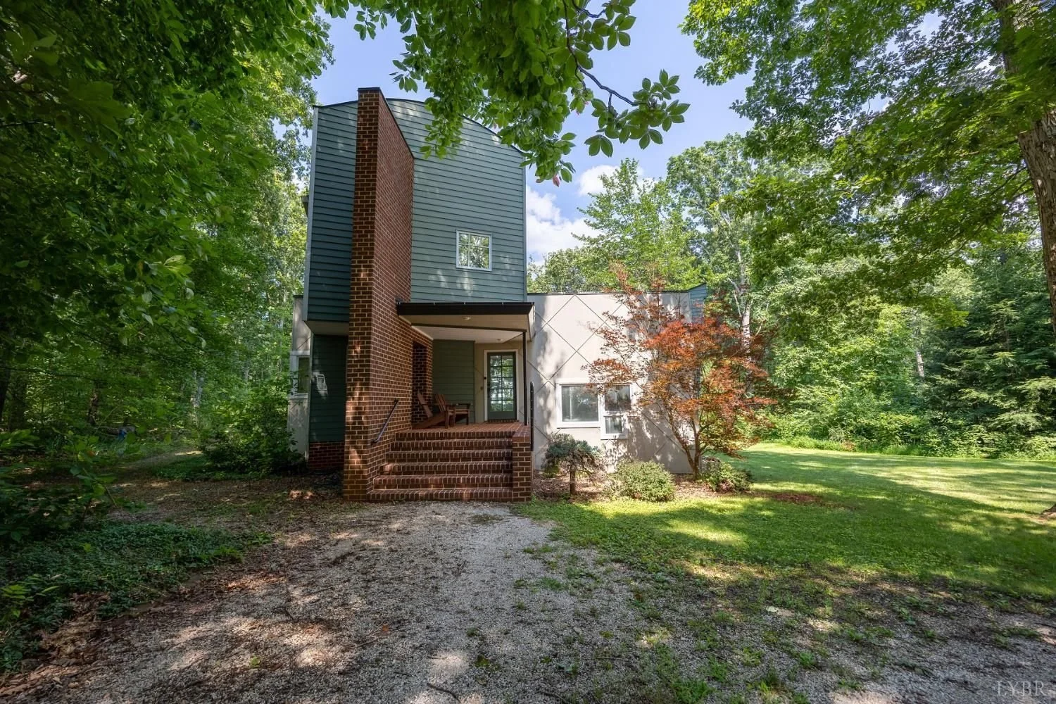 A Hal Craddock Design on One Acre - $409,900