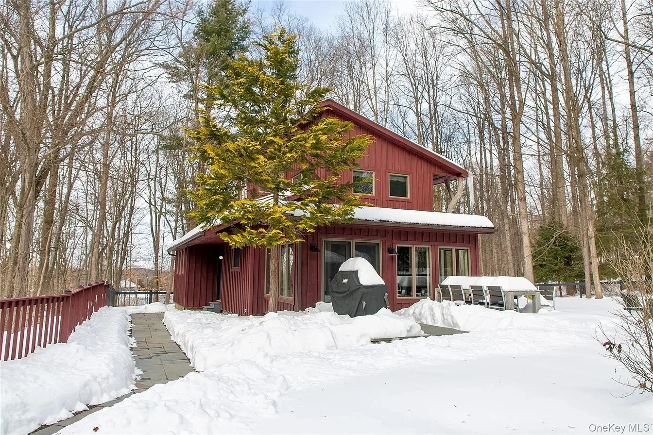 3 Acres in Red Hook, NY - $849,000