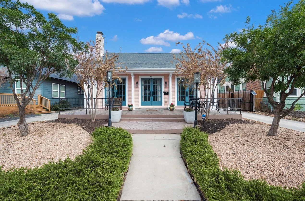 A Pretty Pink Cottage in San Antonio - $599,000