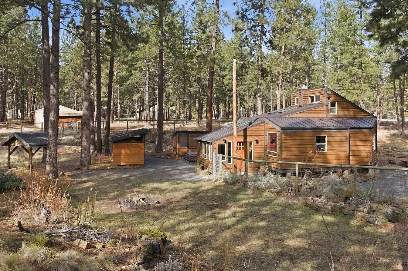 Over an Acre in Bend, OR - $612,000