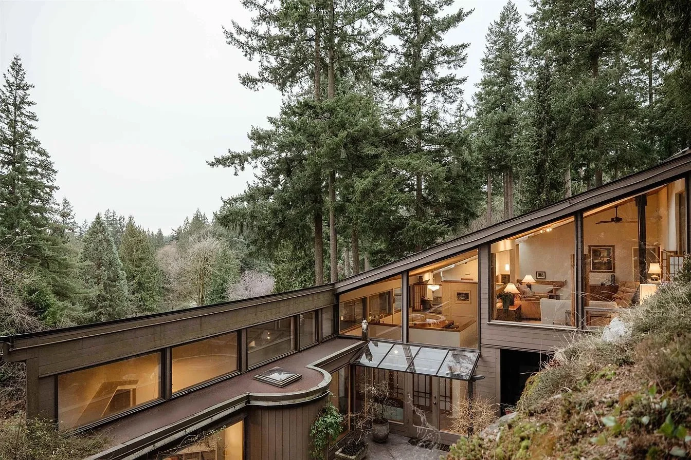 The 1979 Arbutus House by Georg Koslowski - C$2,398,000