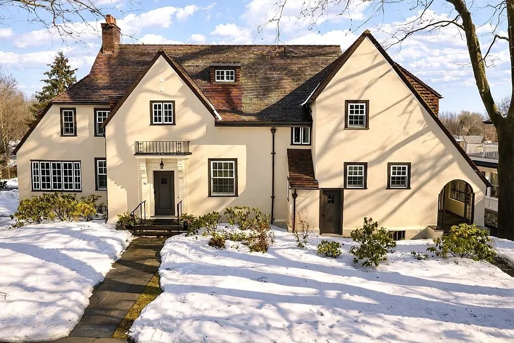 A Charles Donagh Maginnis Deisgn in Brookline, MA - $4,500,000