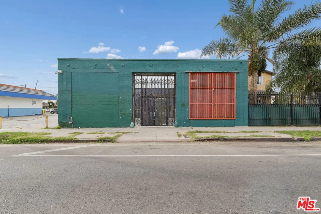 Industrial Style in Los Angeles, CA - $808,400