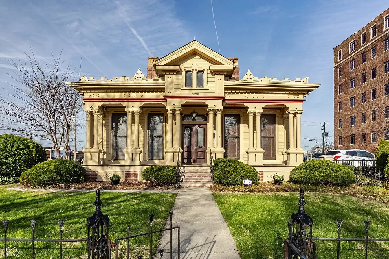 Impressive Details in Indianapolis, IN - $575,000