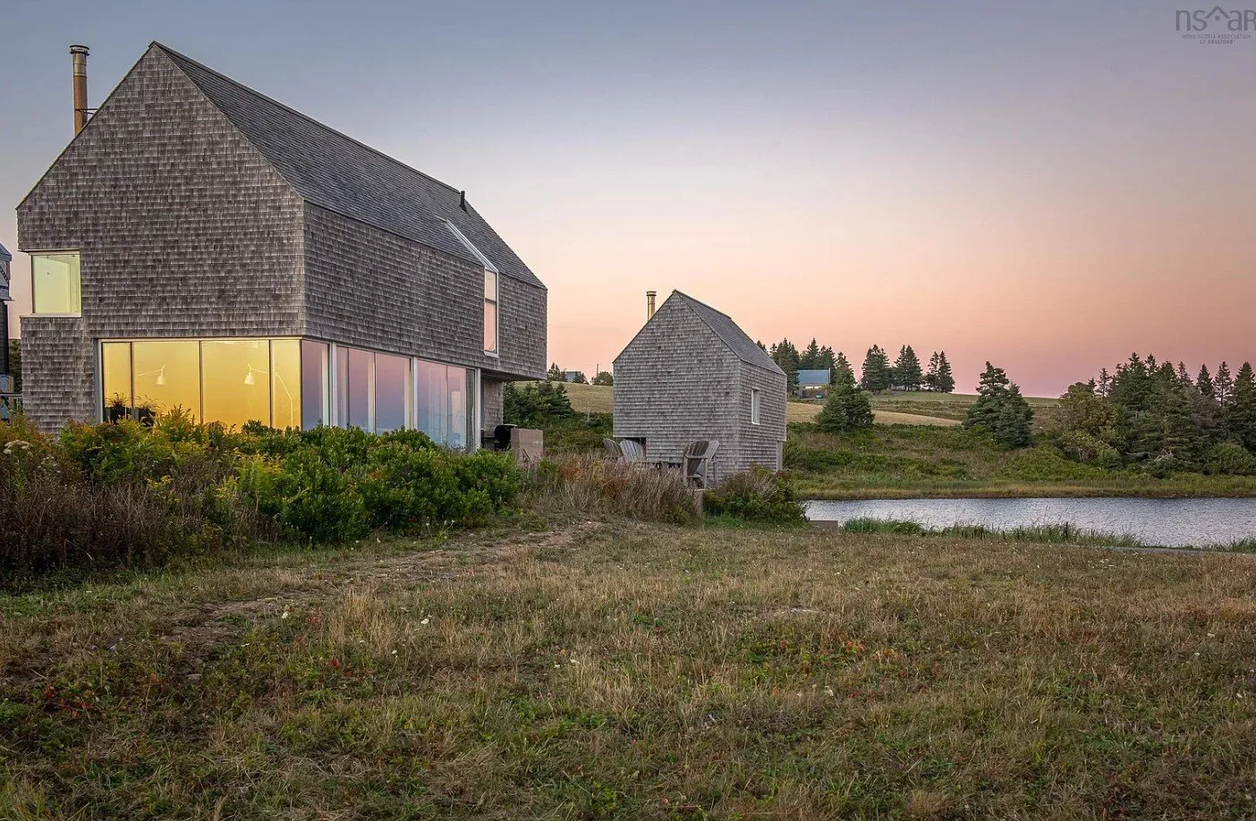 A Brian MacKay-Lyons Design in Nova Scotia - C$1,195,000