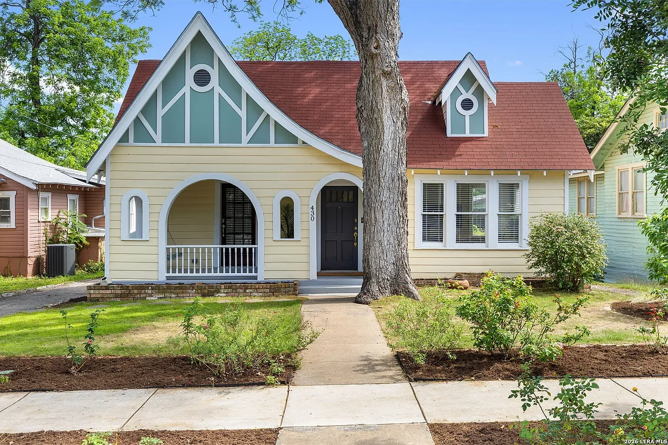 A Tudor in Tobin Hill - $524,000