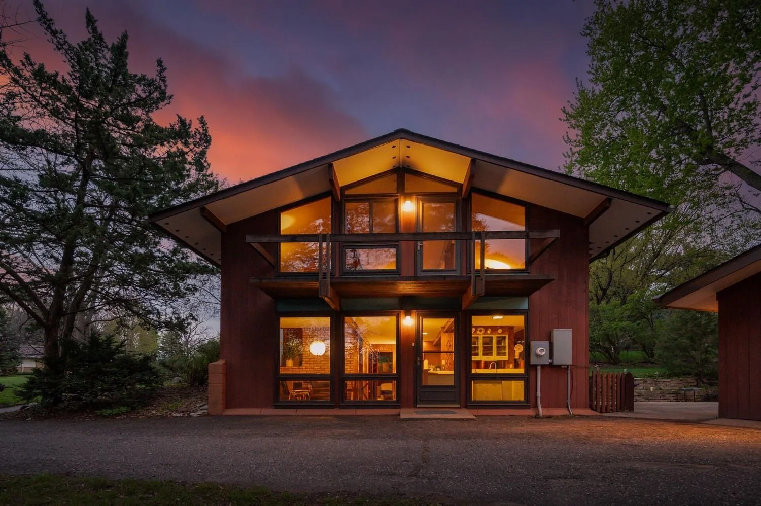 A Carl Koch Techbuilt House in Arden Hills, MN - $450,000