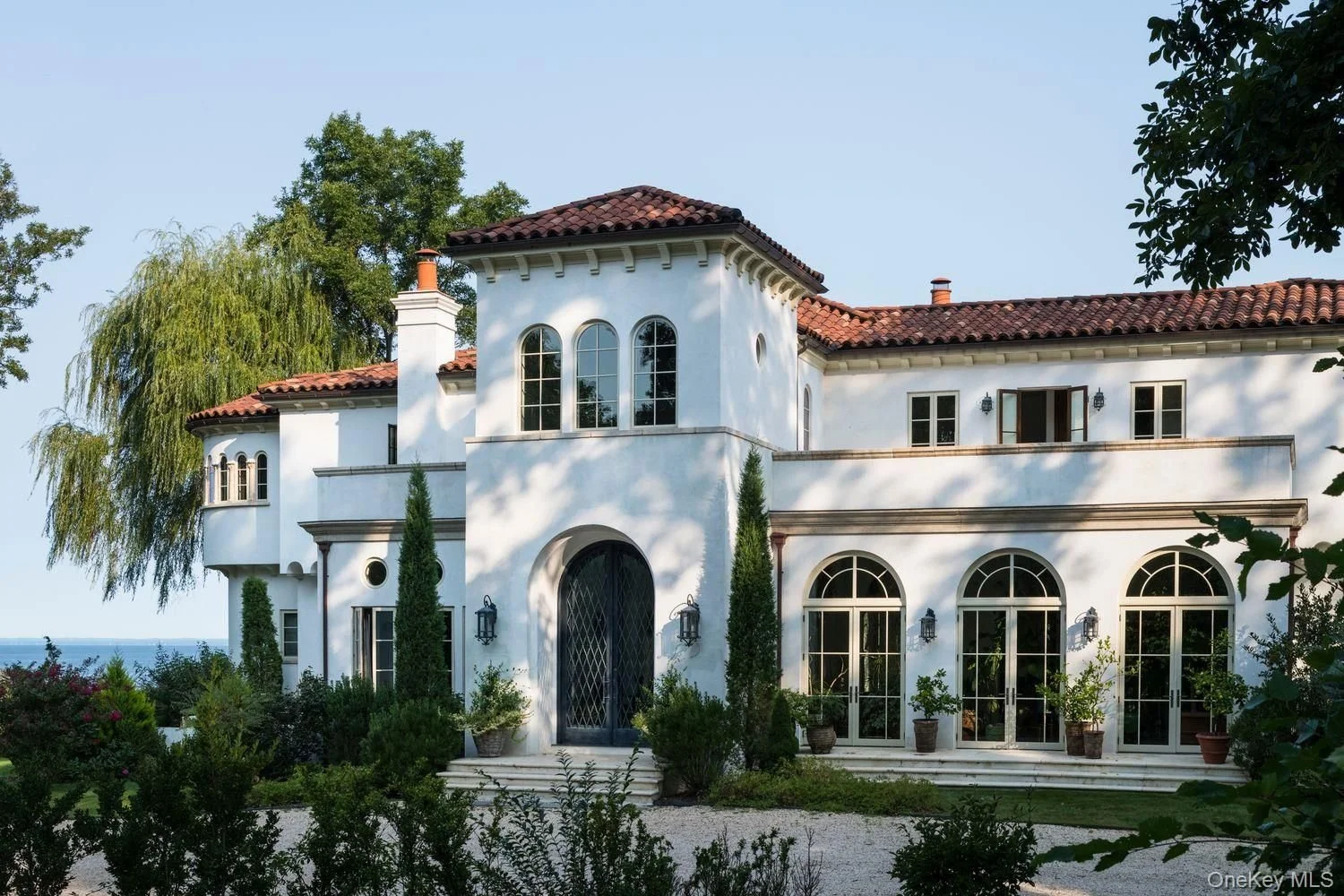 A CetraRuddy Architects Design on 2.25 Acres - $10,800,000