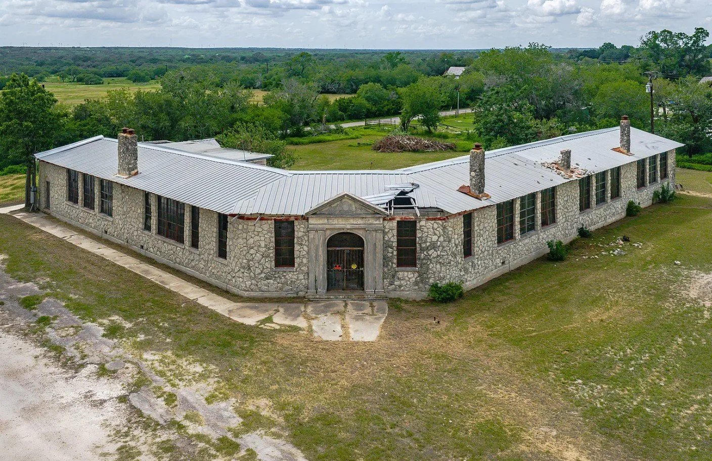 The Former Tuleta Grade School - $299,000