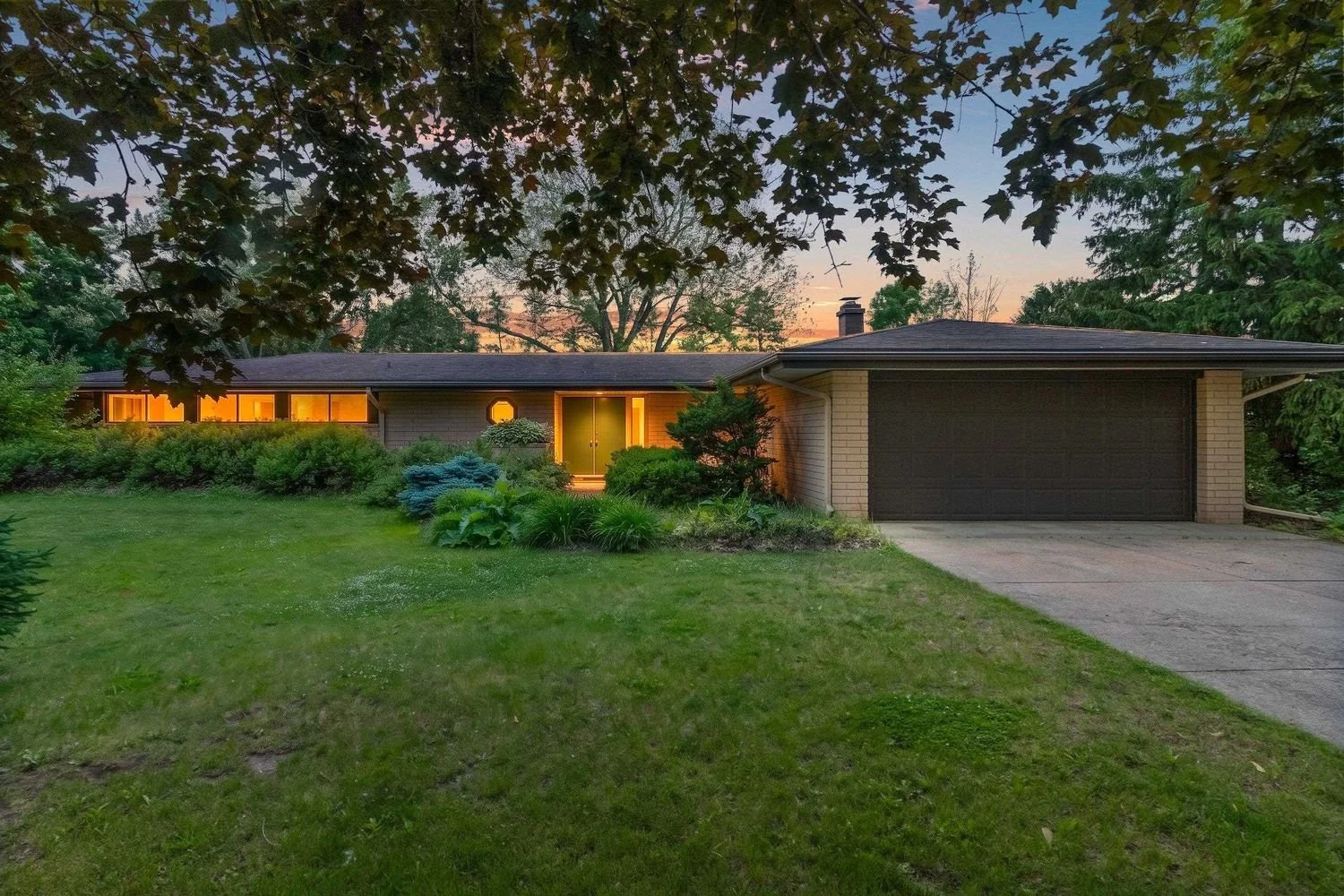 A Mid-Century Home in Appleton, WI - $399,900