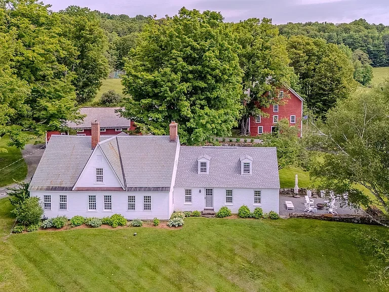 32 Acres in Woodstock, VT - $2,950,000