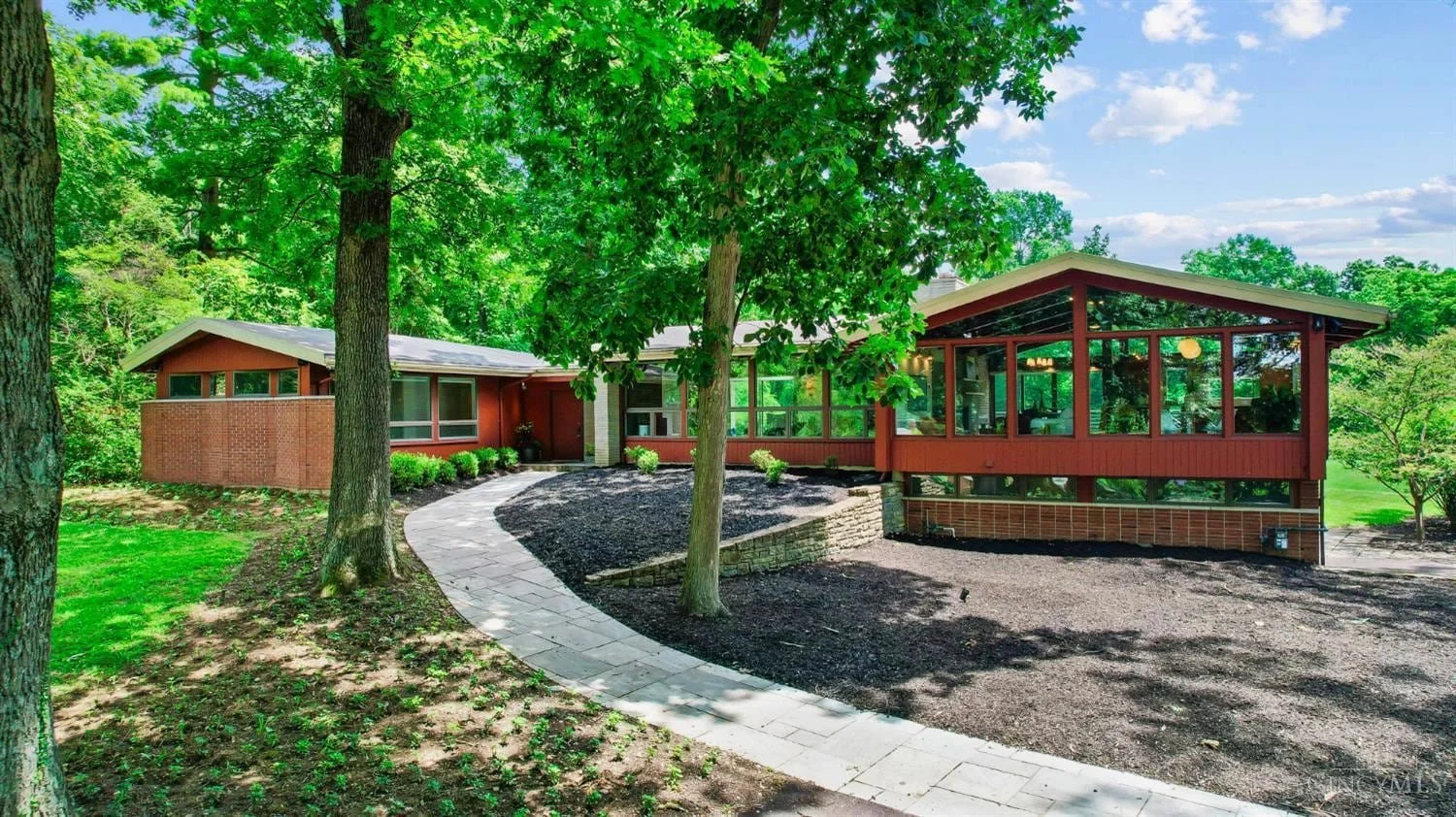 A Lloyd C. Sullivan Design in Cincinnati, OH - $896,000