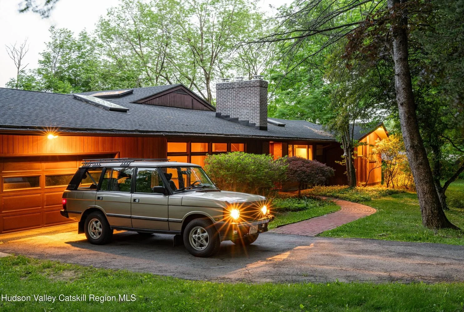 A Paul Canin Design in Arlington, NY - $850,000