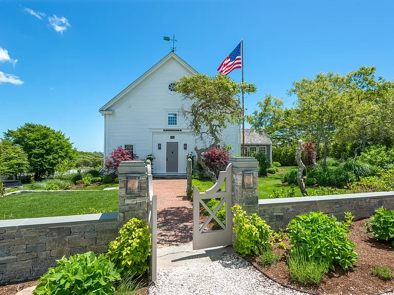 3 Acres in Nantucket, MA - $8,495,000