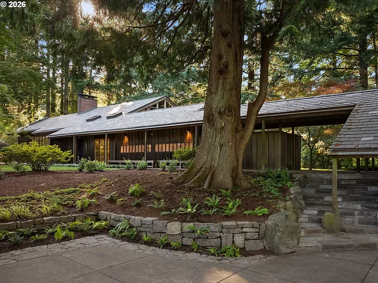 The 1953 Swan House by John Yeon - $2,205,000