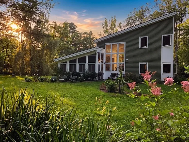A John Anderson Design on 10 Acres - $699,000