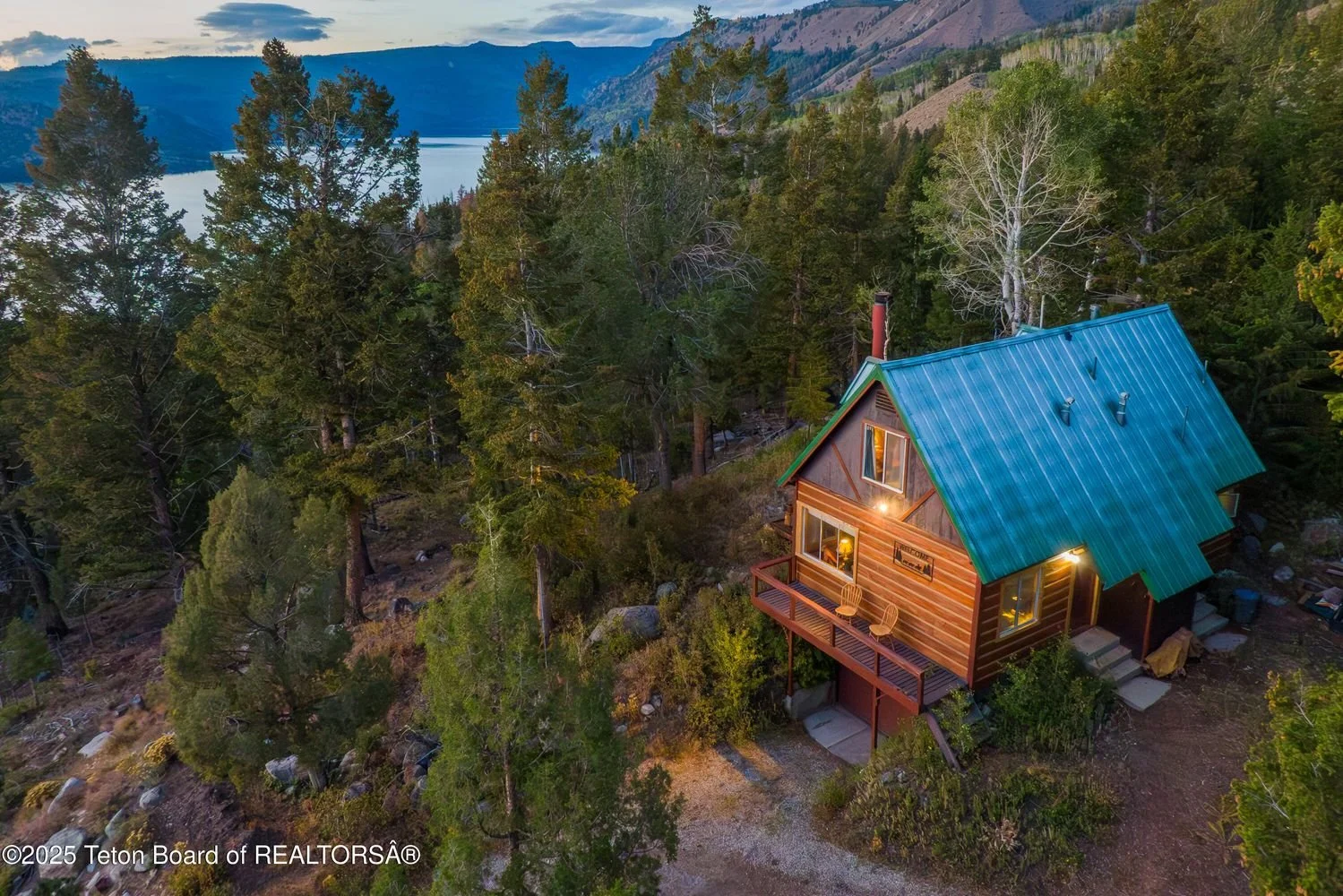A Cabin in Pinedale, WY - $280,000