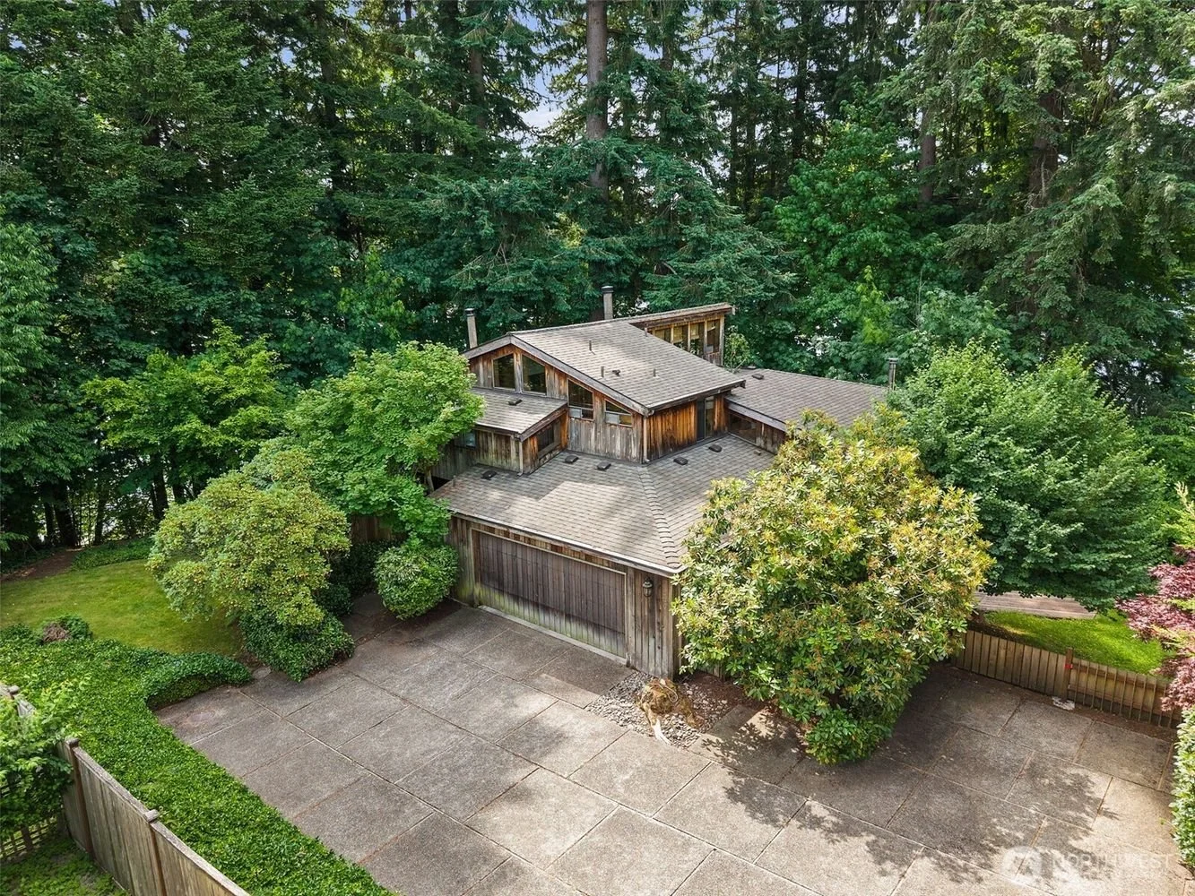 Lakefront in Olympia, WA - $925,000