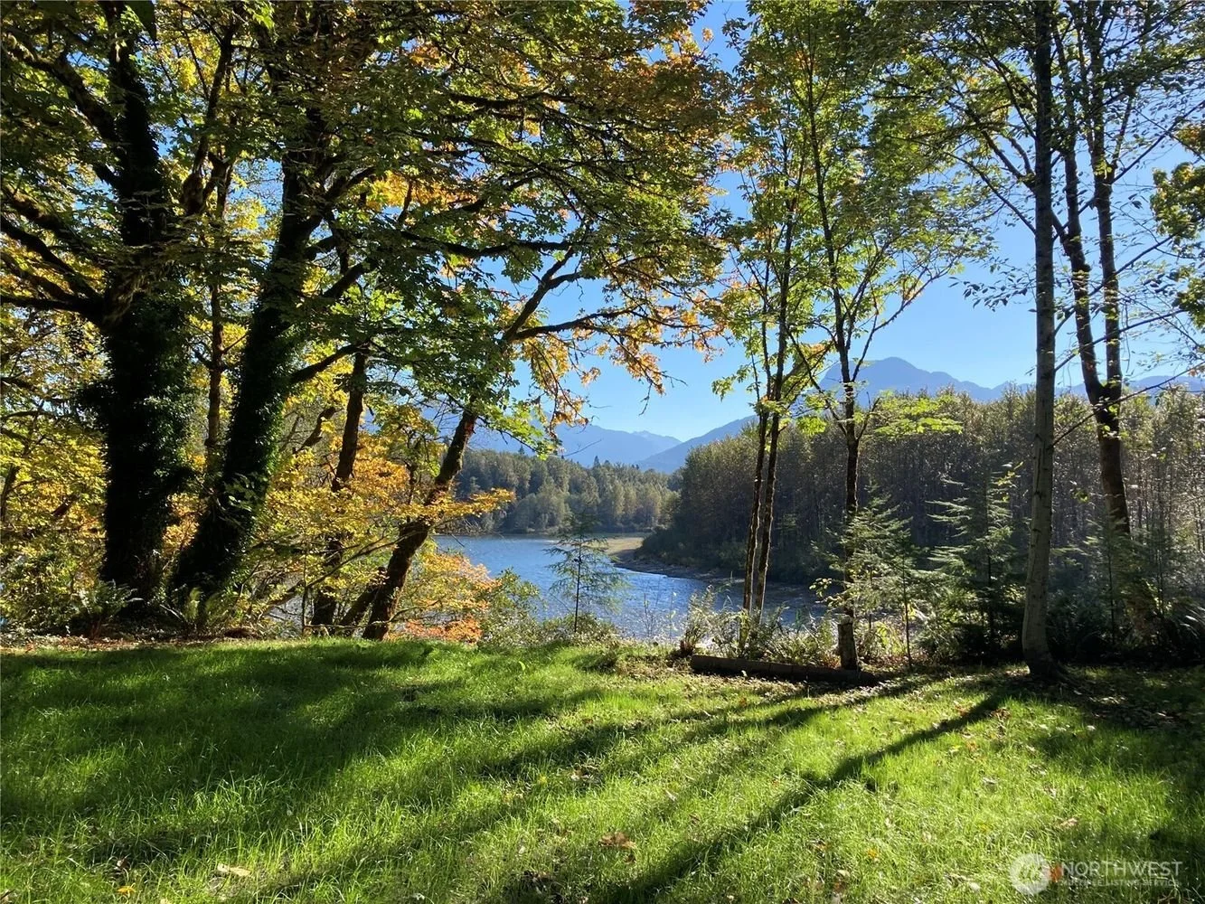 1.8 Acres in Rockport, WA - $389,000
