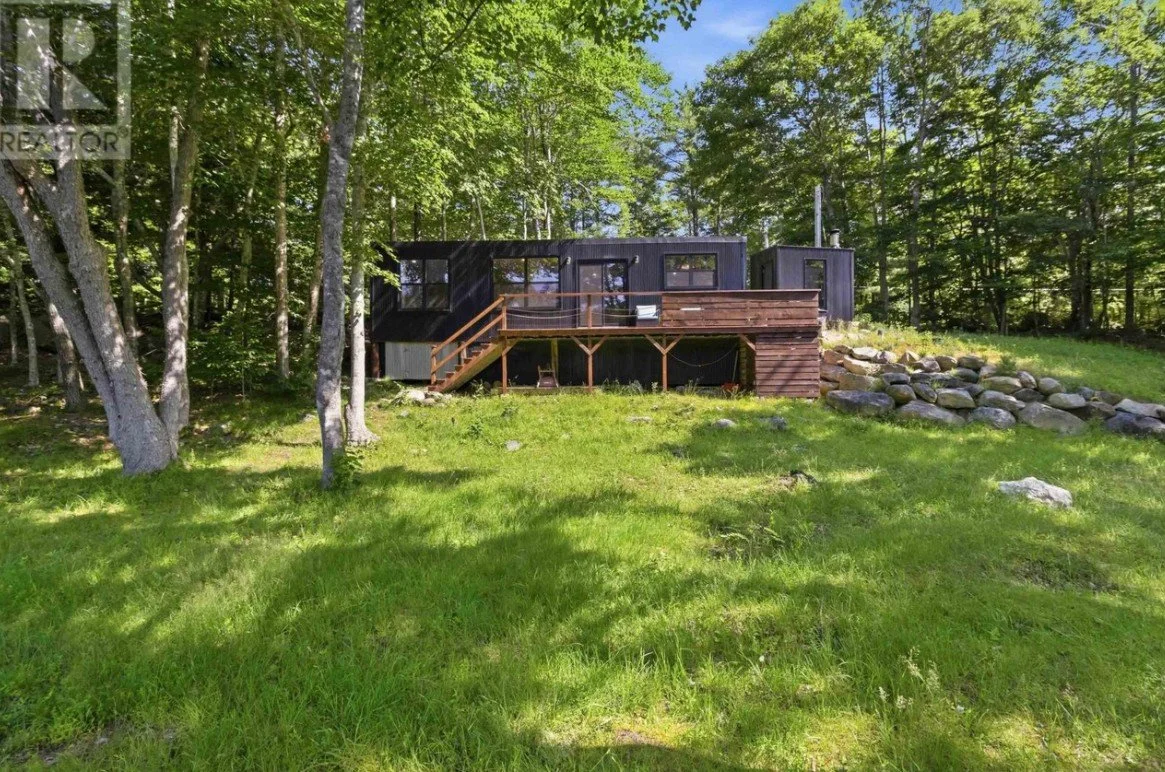 A Cozy Home on the Medway River - C$324,800