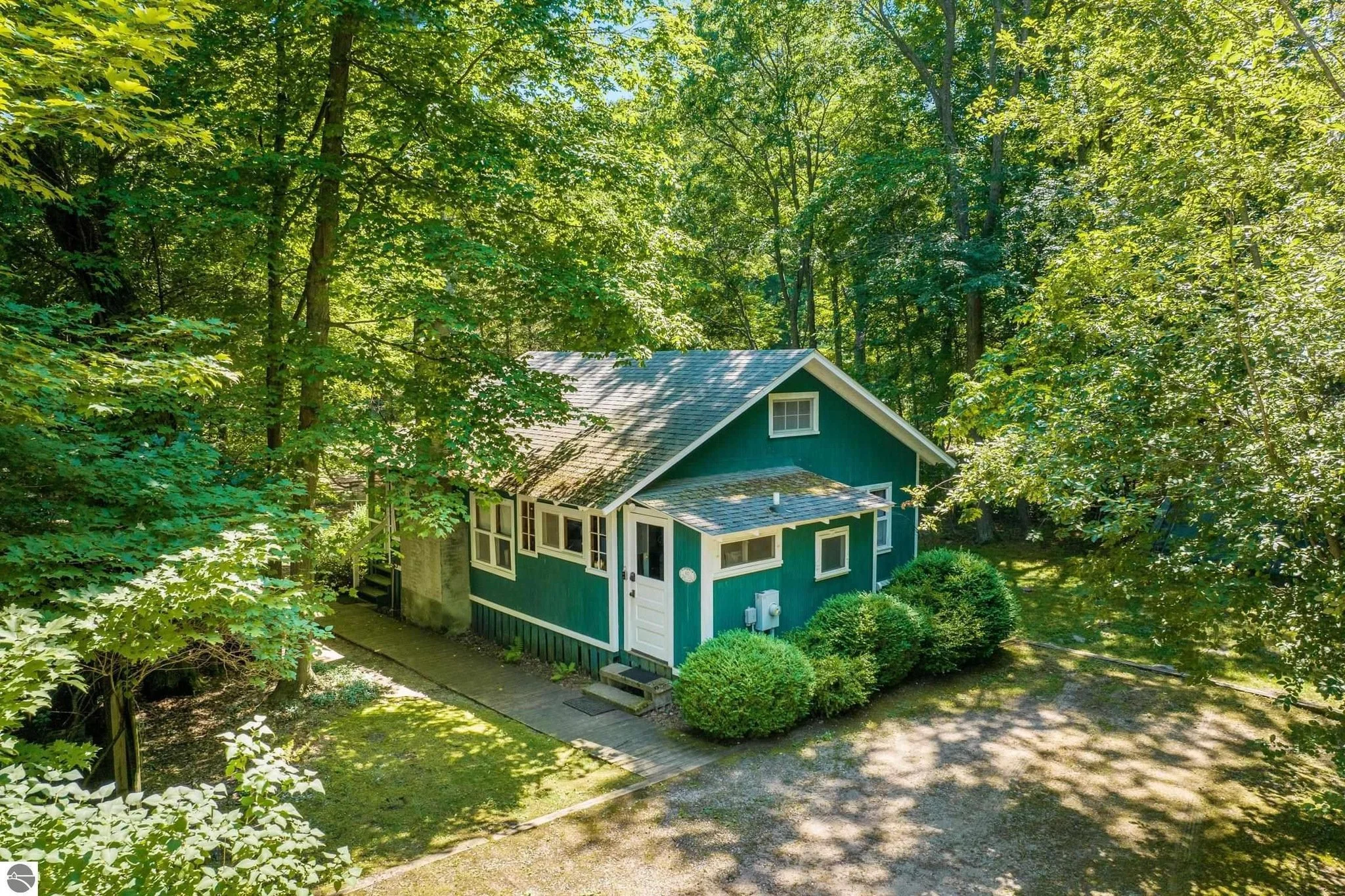 A Charming Cottage in Frankfort, MI - $450,000