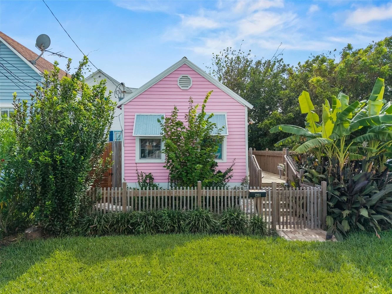A Pretty Pink Cottage in Galveston, TX - $229,000