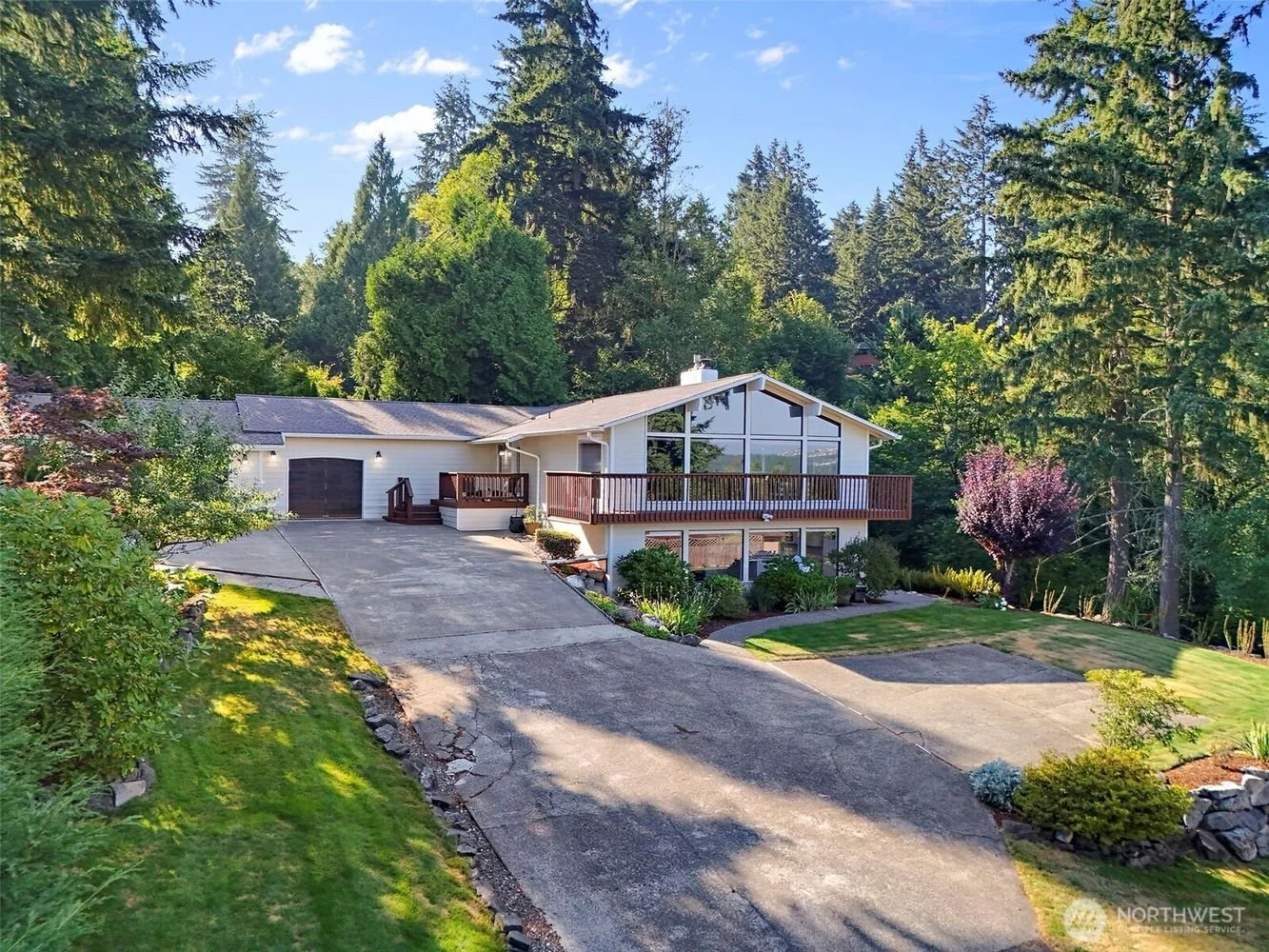 A Front Row Seat of Mount Rainier - $879,950