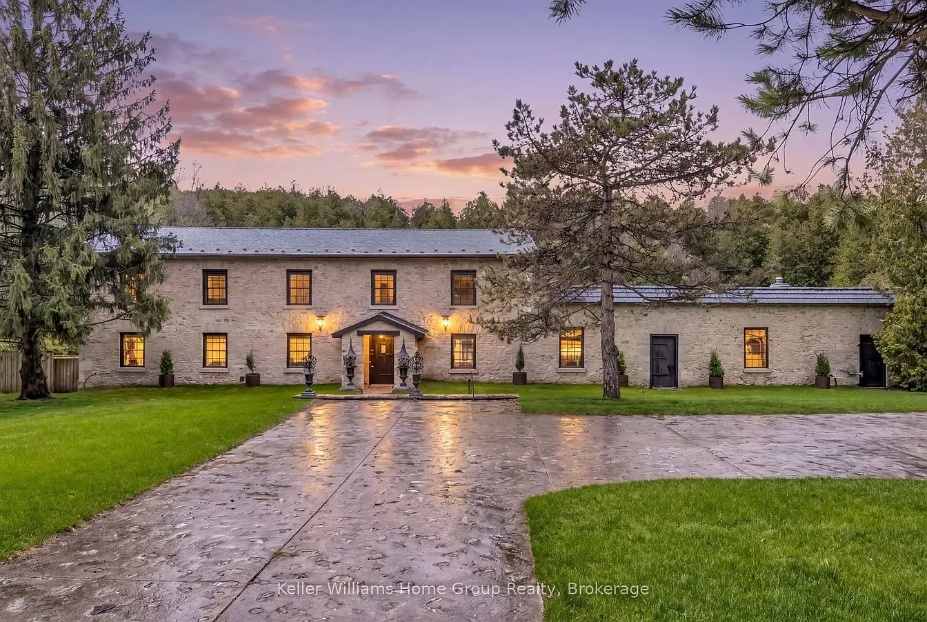 An 1856 Mill in Centre Wellington, ON - C$2,650,000