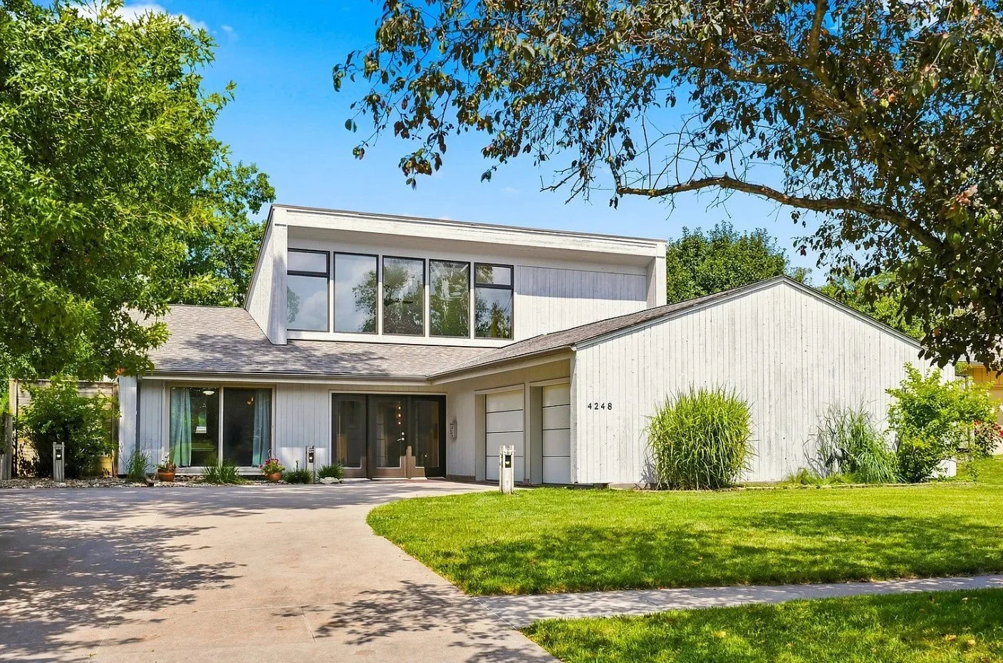 A Leo Pieffer Design in Cedar Rapids, IA - $369,000