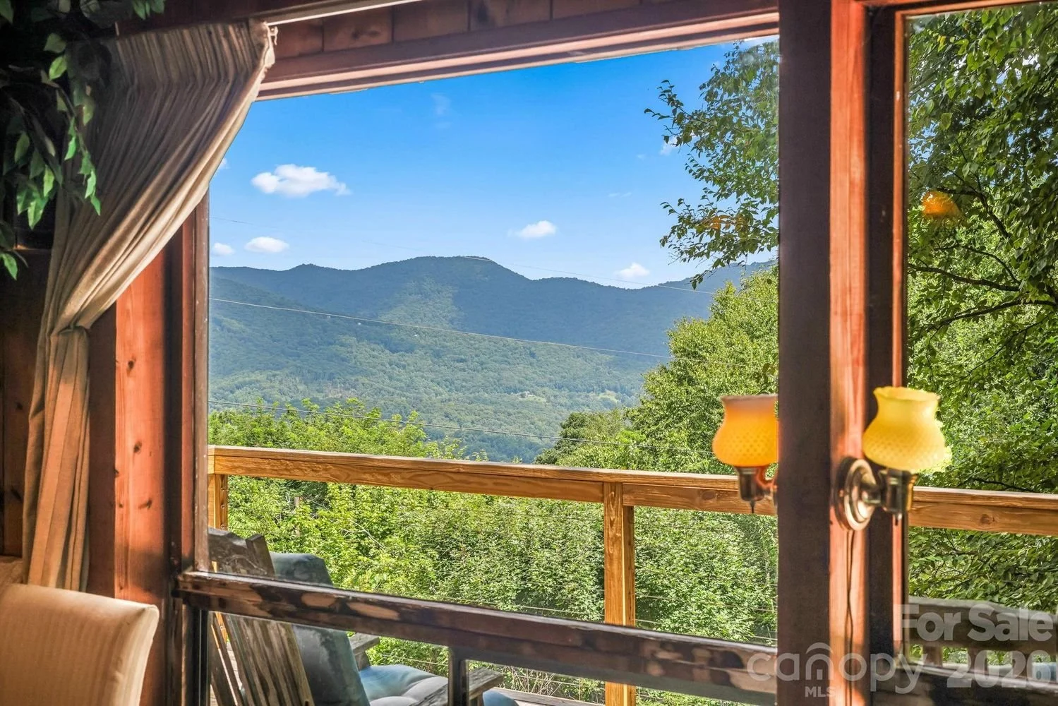 1970s Cabin in Waynesville, NC - $275,000