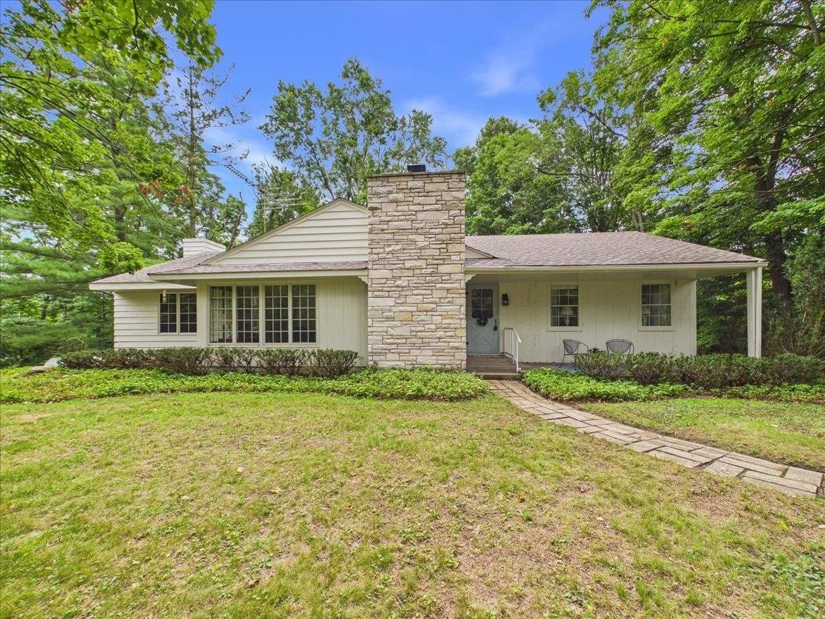 Nearly an Acre in Rockford, IL - $249,999