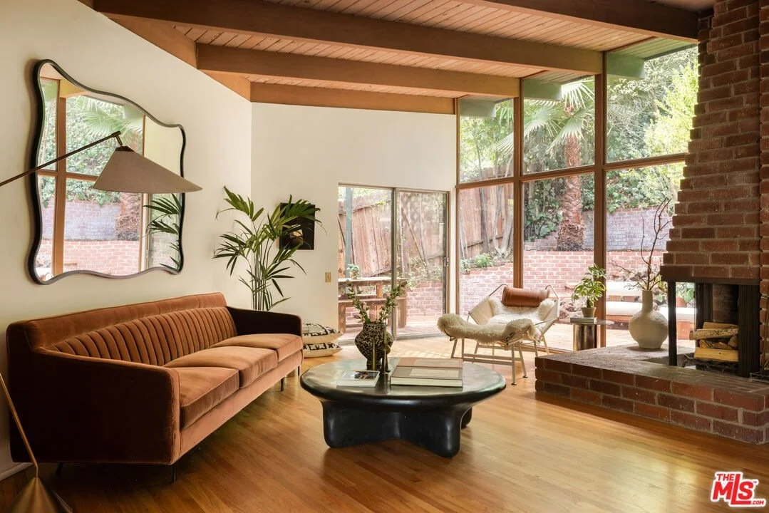 A 1956 Stephen Briggs Design in L.A. - $1,549,000